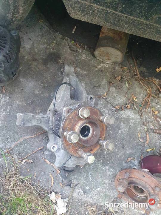 Zwrotnica piasta prawa Volvo s80 s60 v70 II sprzedam