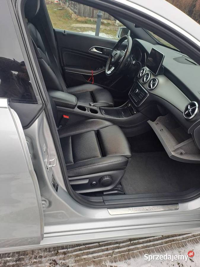 Sprzedam Mercedes CLA 180 Ostrowiec Świętokrzyski