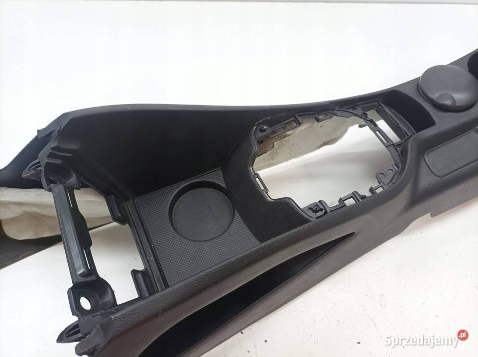 TUNEL ŚRODKOWY PODŁOKIETNIK AZJA K2 Kia Rio III