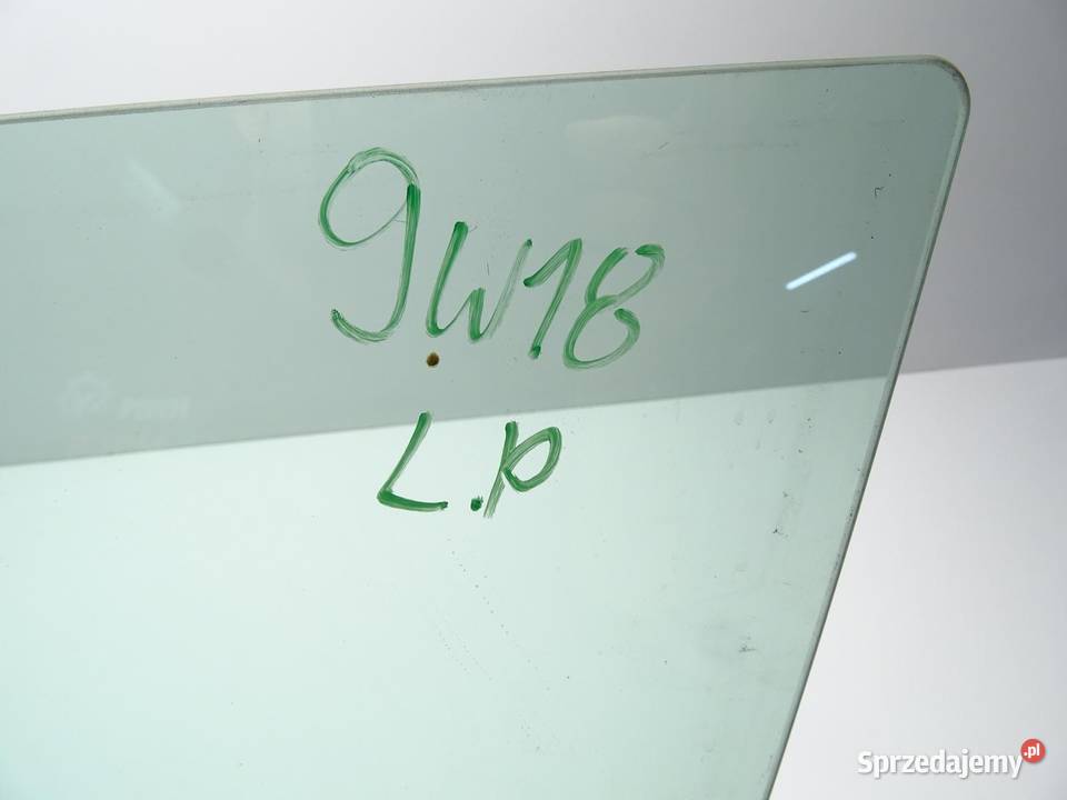 SZYBA DRZWI LEWA LEWY PRZÓD PRZEDNIA 6V0845201C Boczne (drzwi)