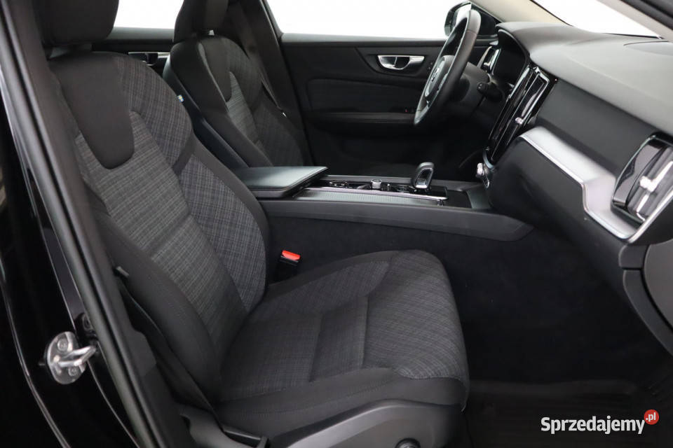 Volvo V60 B3 Rok produkcji 2023 Zabrze