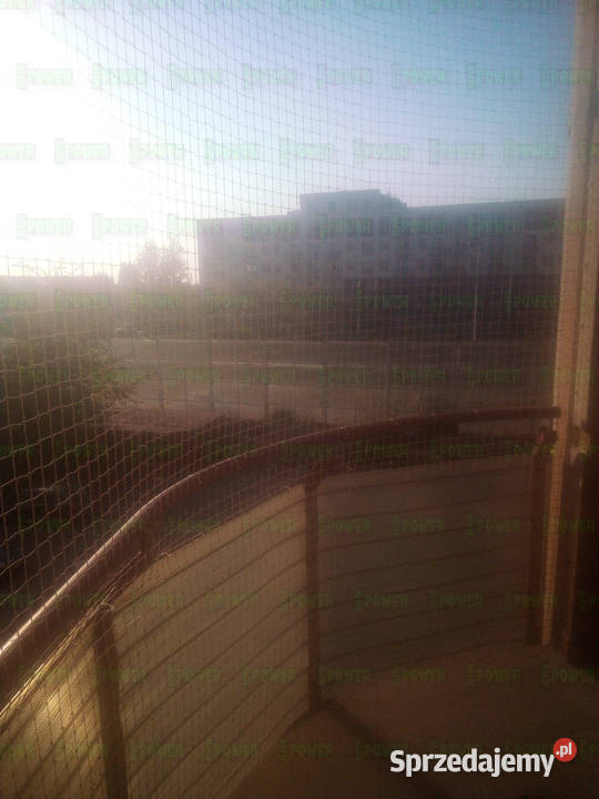 Montaż siatki zabezpieczającej na balkon bez Usługi