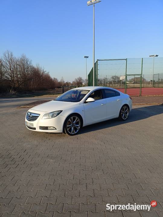 Opel Insignia 20T benzyna 220 automat 2011r 220KM Insignia Bełchatów sprzedam