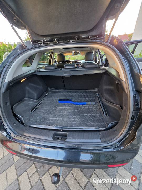 Kia Ceed Business Line 16 CRDi 136 światła do jazdy dziennej