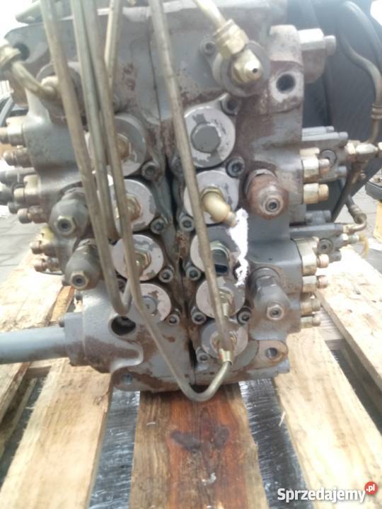 Rozdzielacz Hitachi 210W C040060009 0509 1050 Kielce