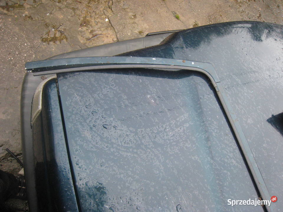 Ramka szyby karoseryjnej prawej Volvo 940 740 Kraków