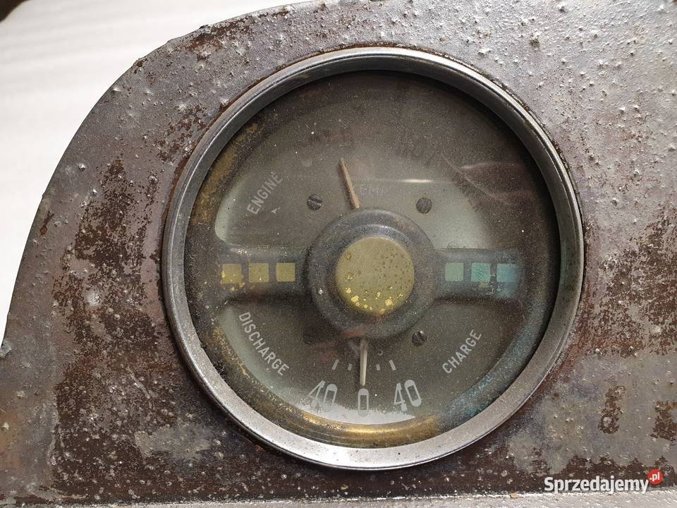 Plymouth Special Deluxe 1949 deska rozdzielcza Brwinów