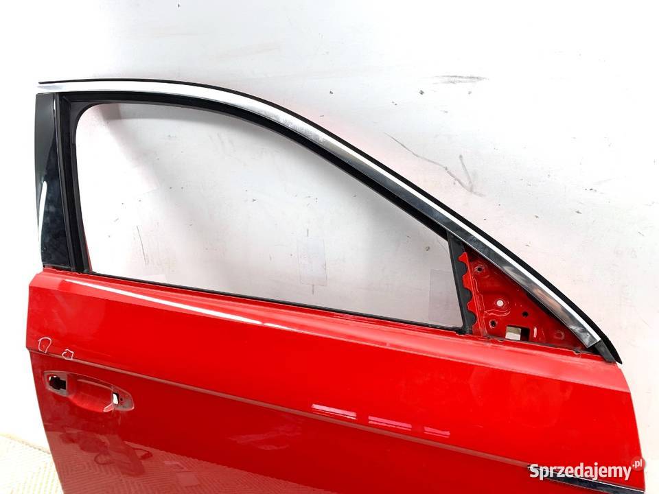 DRZWI PRAWY PRZÓD VW TROC Crossover osobowe