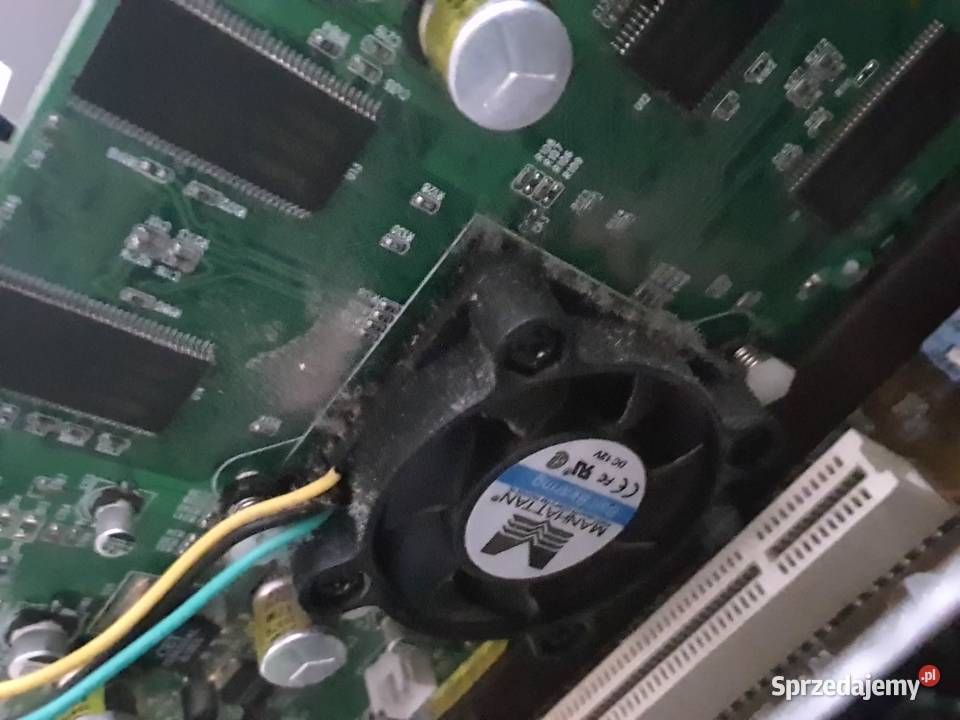 Komputer stacjonarny Retro PCRadeon 9000Sound Nidzica