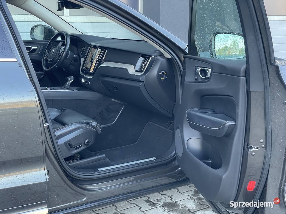 Volvo XC60 II 2017 Inscription Salon Polska nieuszkodzony Bielsko-Biała sprzedam