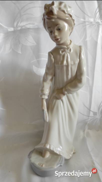 DUŻA FIGURKA NAO LLADRO DZIEWCZYNA MYJĄCA STOPY Pabianice