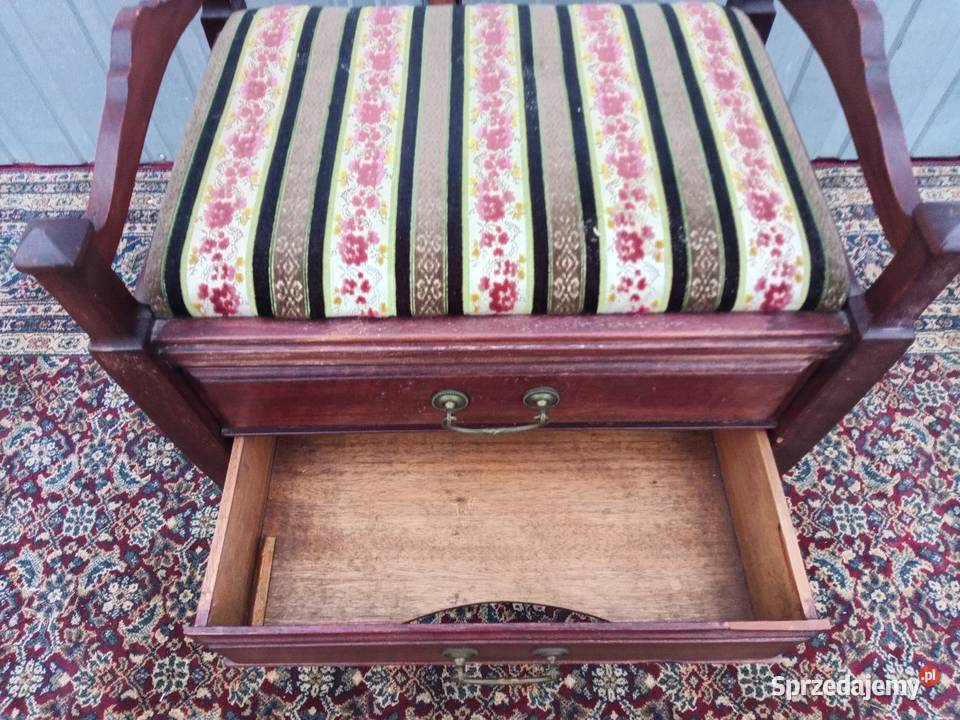 Szafkę sprzedam Borówno