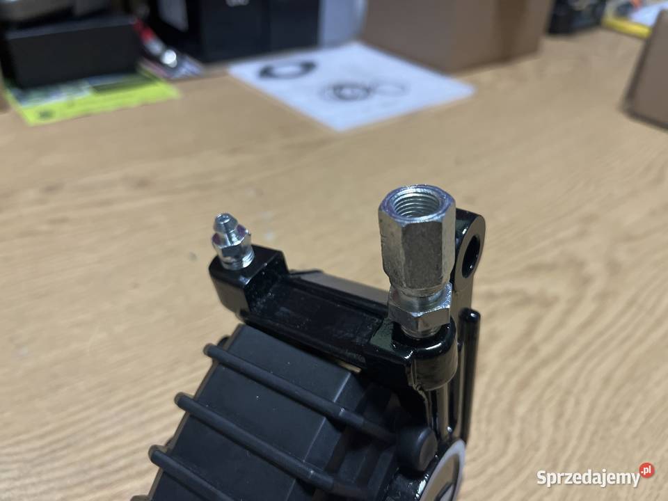 Zacisk hamulcowy mz etz 150 251 DDR Nisko