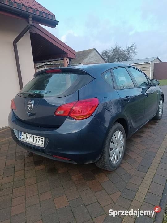 Opel Astra J 330km Brzustów