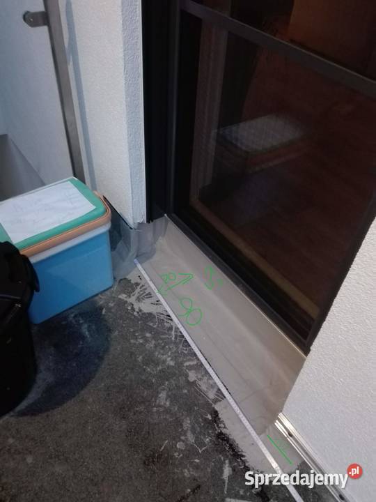 Hydroizolacje fundamentów tarasów okien