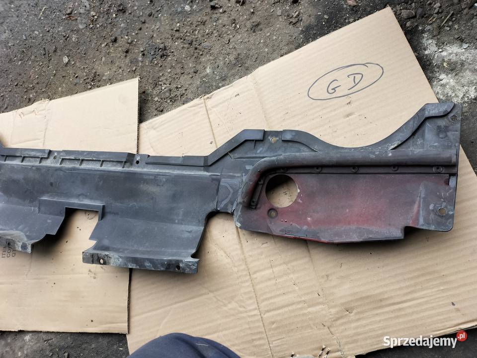 AUDI 80 B4 80B4 BLENDA PLASTIKOWA LISTWA MASKI Kamień-Kolonia
