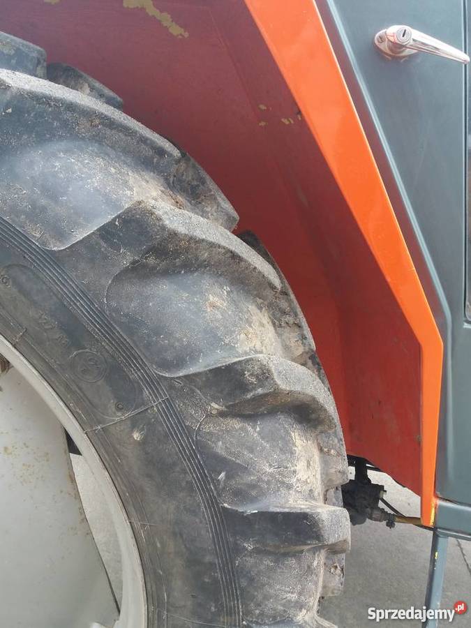 Ciągnik URSUS 4514 Pneumatyczne siedzenie Ciągniki Grzegorzew