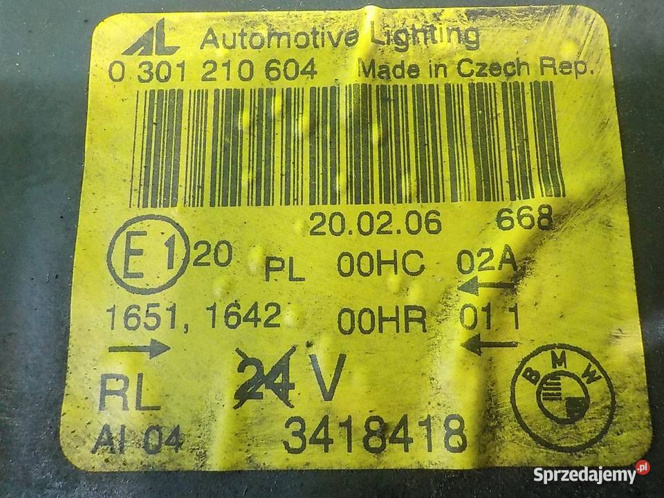 BMW X3 E83 25 B AUT 06r lampa prawa przod Lampy przednie