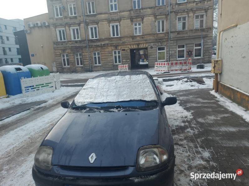 Renault ckio 12 benzyna 2000r Sekursko