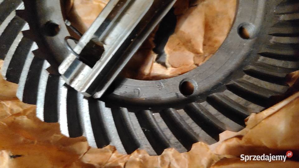 Atak z wałkiem przekładni głównej Dniepr MT Ural Leszno