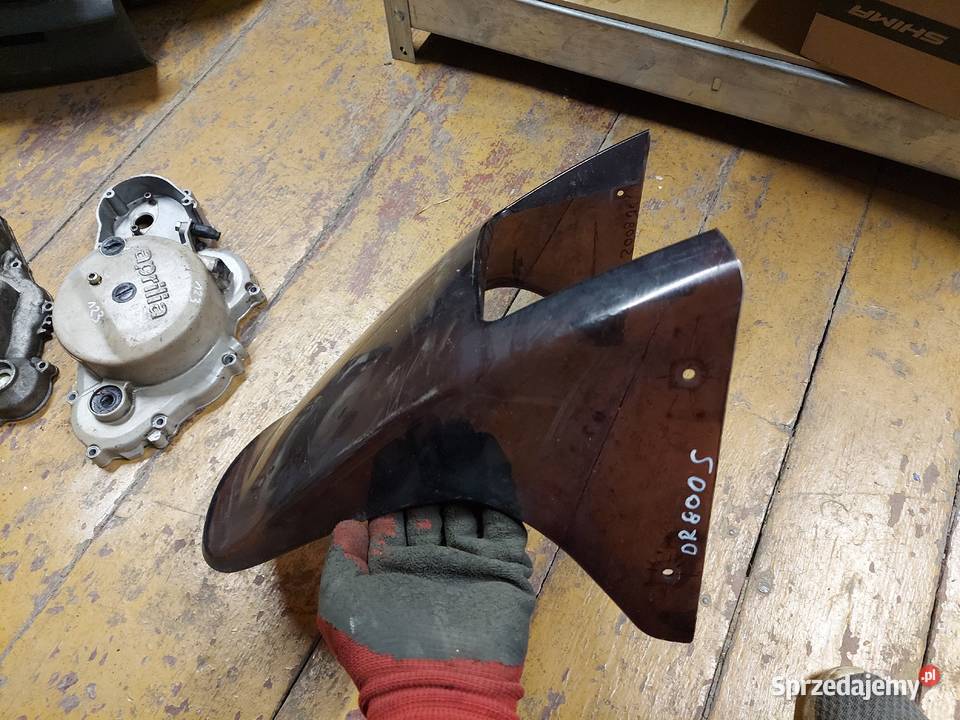 Suzuki DR 800s owiewka szyba szybka dr800 DR 750 sprzedam