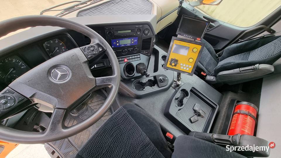 Pługopiaskarka MercedesBenz 1824 Rok produkcji 2014 Opole