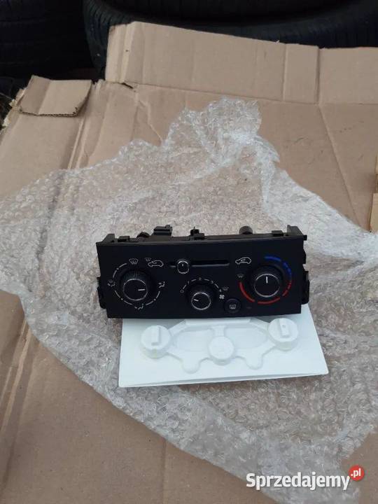 Panel nawiewu Peugeot 207 6452Q4 69910011