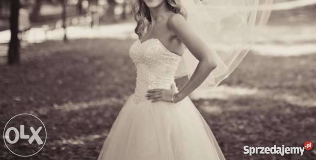 Suknia ślubna princessa z perełkami bolerko welo