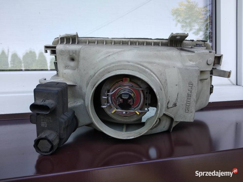Opel Astra F przedlift lampa przednia lewa Lampy przednie