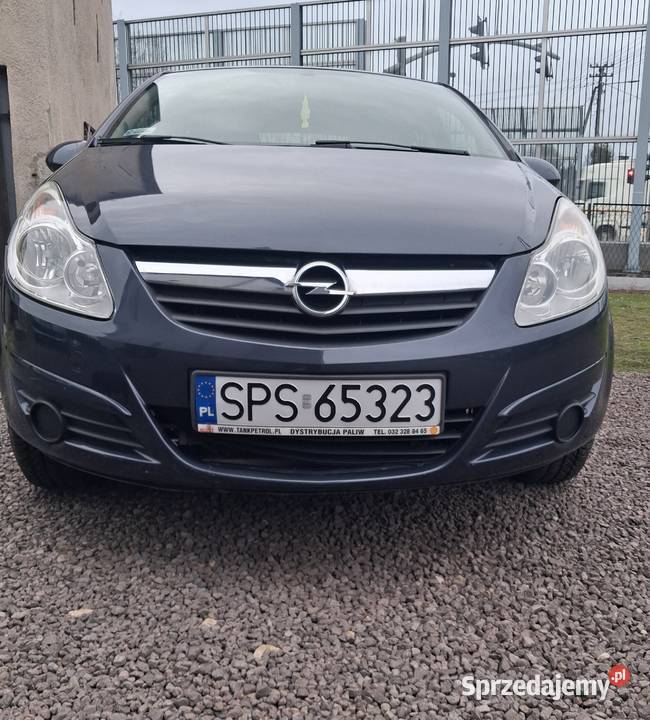 Opel corsa D Piasek