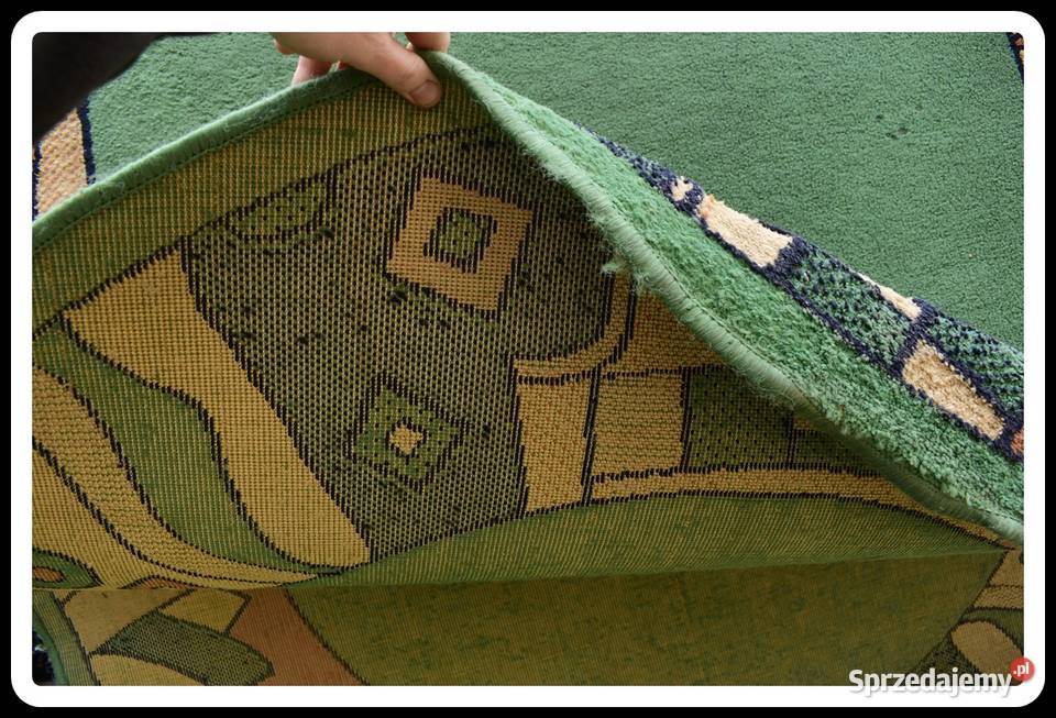 Owalny dywan 150 x 300 używany Płock
