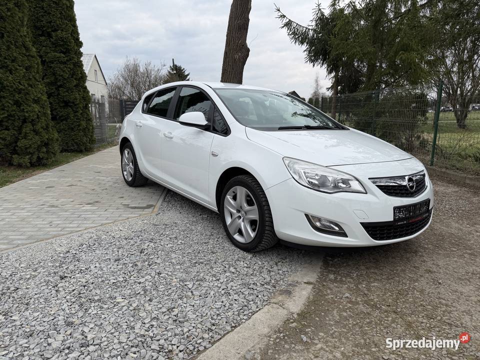 Opel Astra J 14T 140 2012 r 158kkm Stan Klima sprowadzony Brzozów
