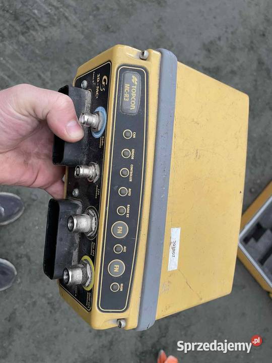 równiarka CAT OK HBM system na Topcon GPS lubelskie Siennica Różana