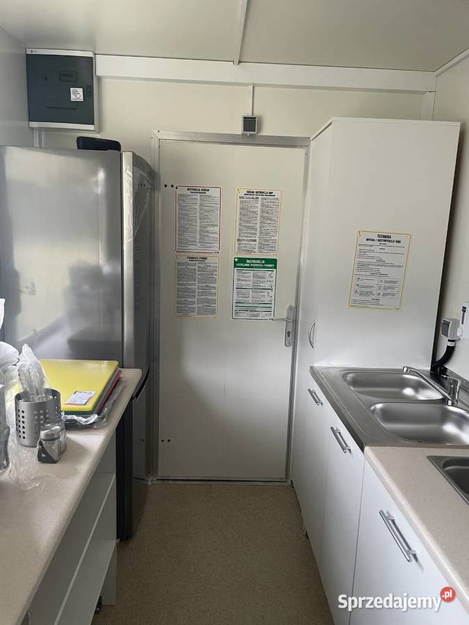 Przyczepa gastronomiczna 35m burgery NOWA gastronomiczne wielkopolskie Luboń