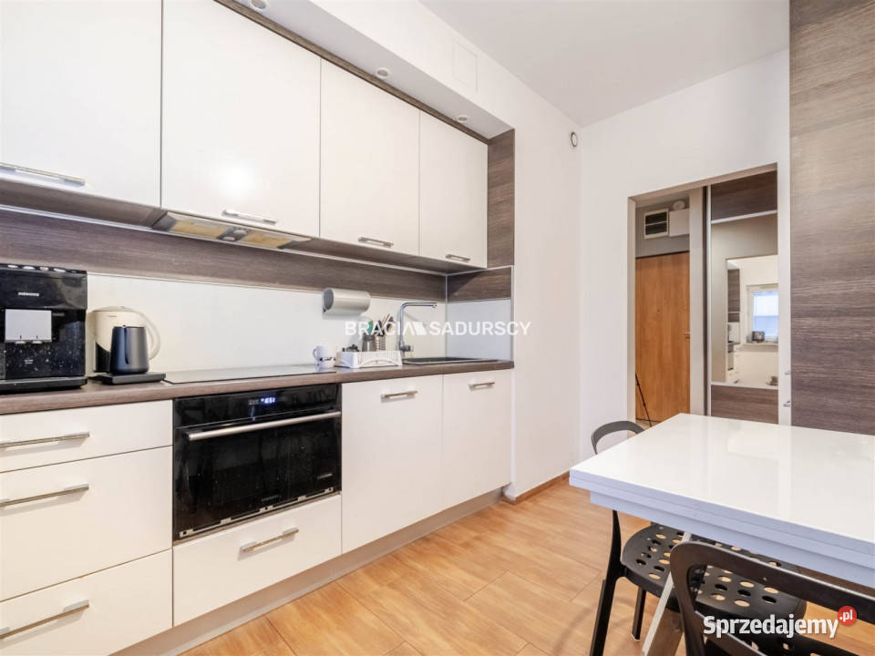 sprzedaży mieszkania Kraków Stańczyka 851m2 blok małopolskie sprzedam