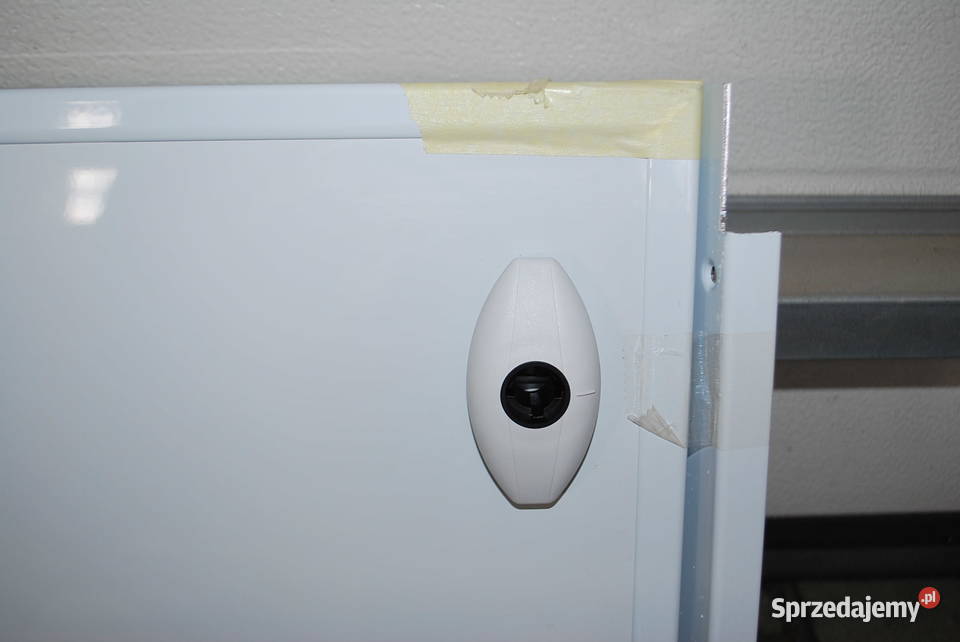 DRZWICZKI SERWISOWELUK BAGAŻOWY HYMER 655x34 mazowieckie Grzebowilk sprzedam