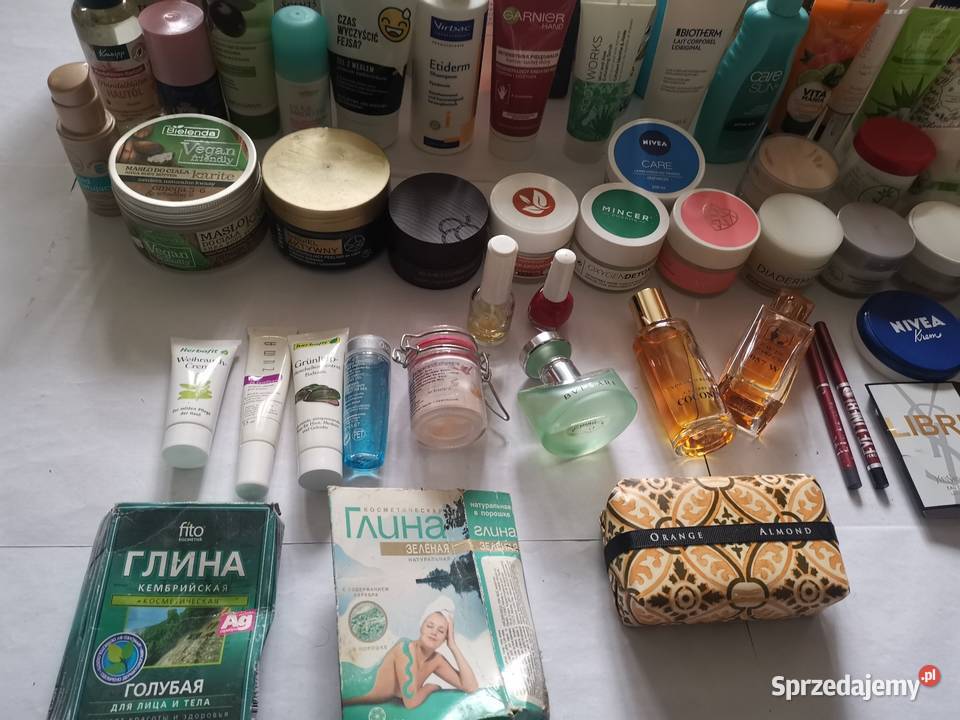 Oddam kosmetyki 20 na czekoladę Clinique Skrzydlewo sprzedam