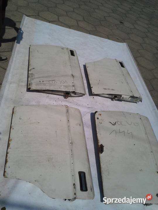 Volvo 144 komplet drzwi części blacharskie Łódź