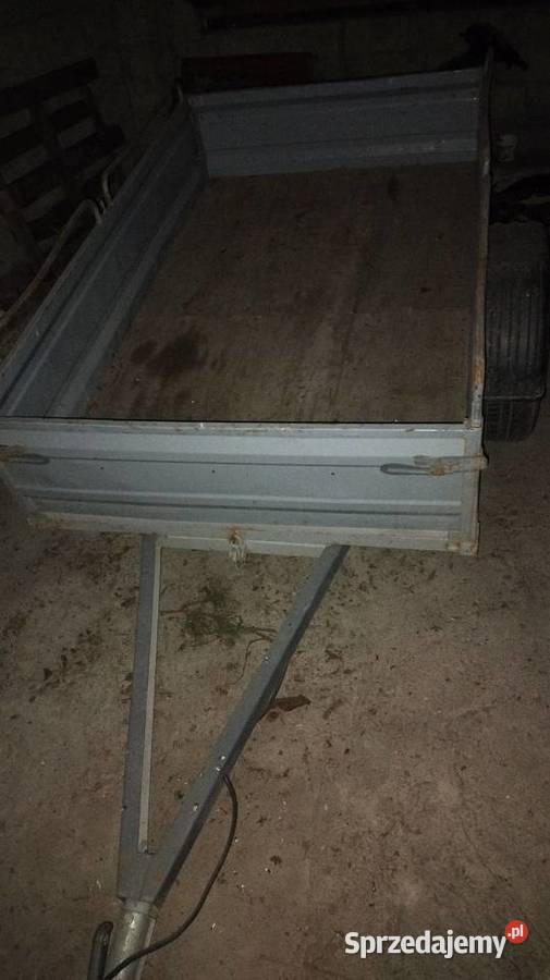 Przyczepka zarejestrowana solidna