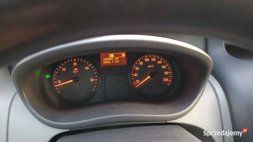 Opel Vivaro długi Long L2H1 2011 Silnik 20 CDTI łódzkie Bełchatów