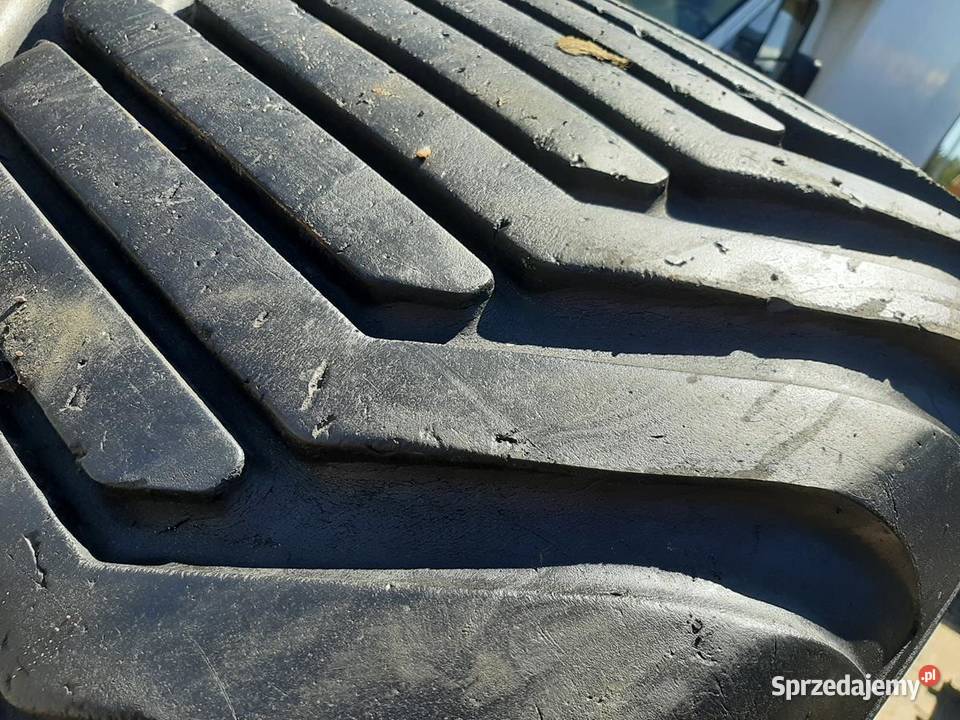 Opona używana rolnicza 70050225 70050R225 BKT Zaścianki