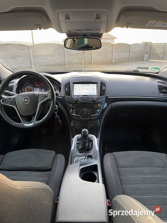 Opel Insignia 20 Biturbo 195 Sport Tourer manualna łódzkie Rakowice