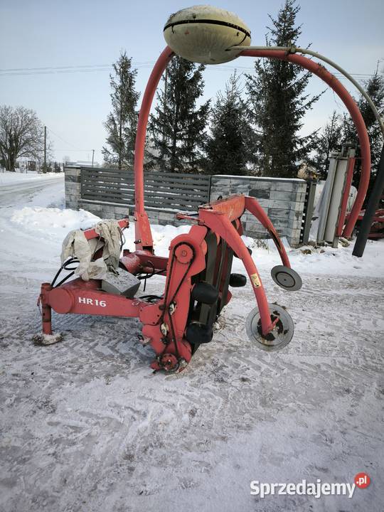 Owijarka samozaładowcza Lely Drobin