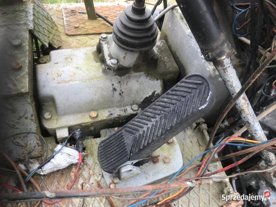 Części do ciągnika C330