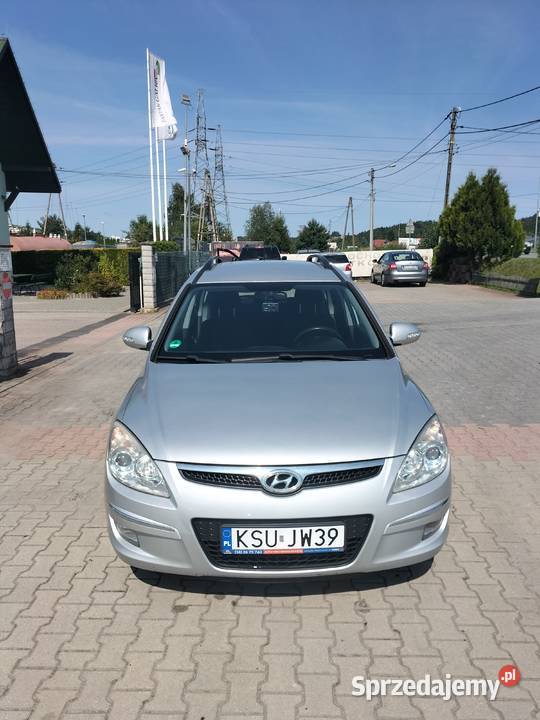 Sprzedam i30 w doskonałym stanie zamienię CD Jordanów