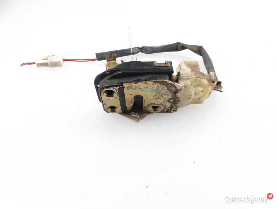 ZAMEK PRAWY PRZEDNI MAZDA MPV II