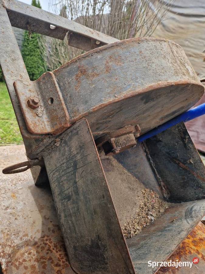 ŚRUTOWNIK DO ZBOŻA używany 100 sprawny Głogowa