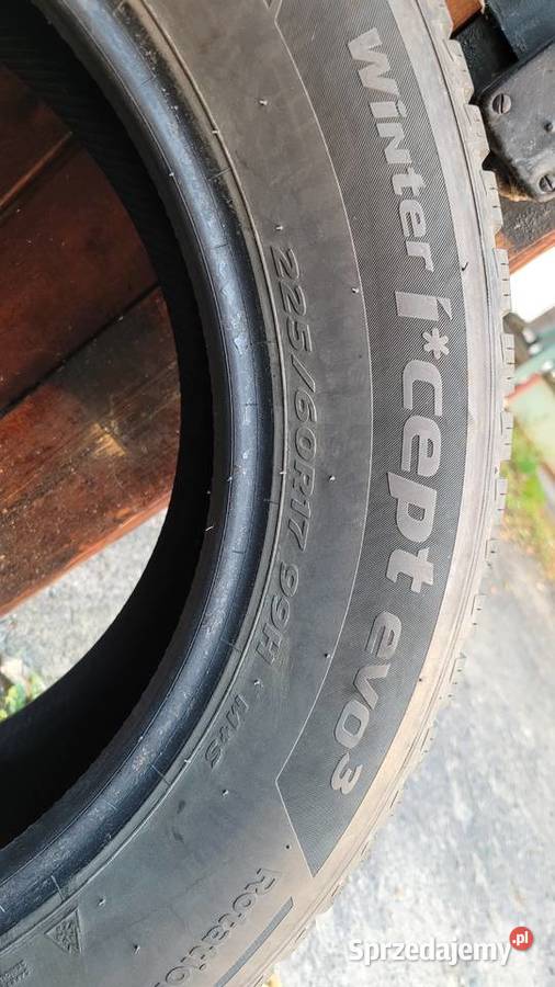 Sprzedam 4 opony zimowe 4 letnie 22560 R17 Gdynia