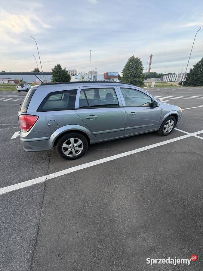 OPEL ASTRA H Kombi 14 Benzyna GAZ Wałbrzych