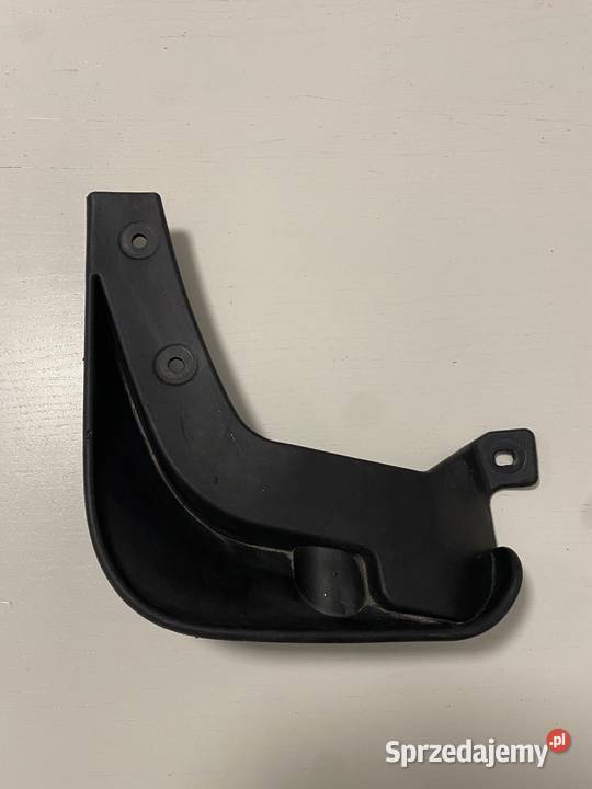 Hyundai i20 chlapacz prawy przód 868321J500 Rzeszów sprzedam
